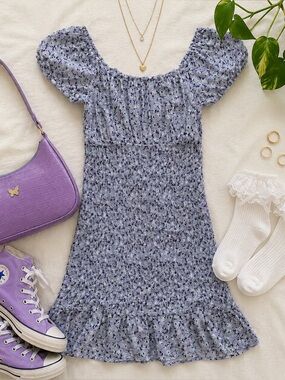 Stitch & Pine Lavender Floral Smocked Mini Dress | Size M
